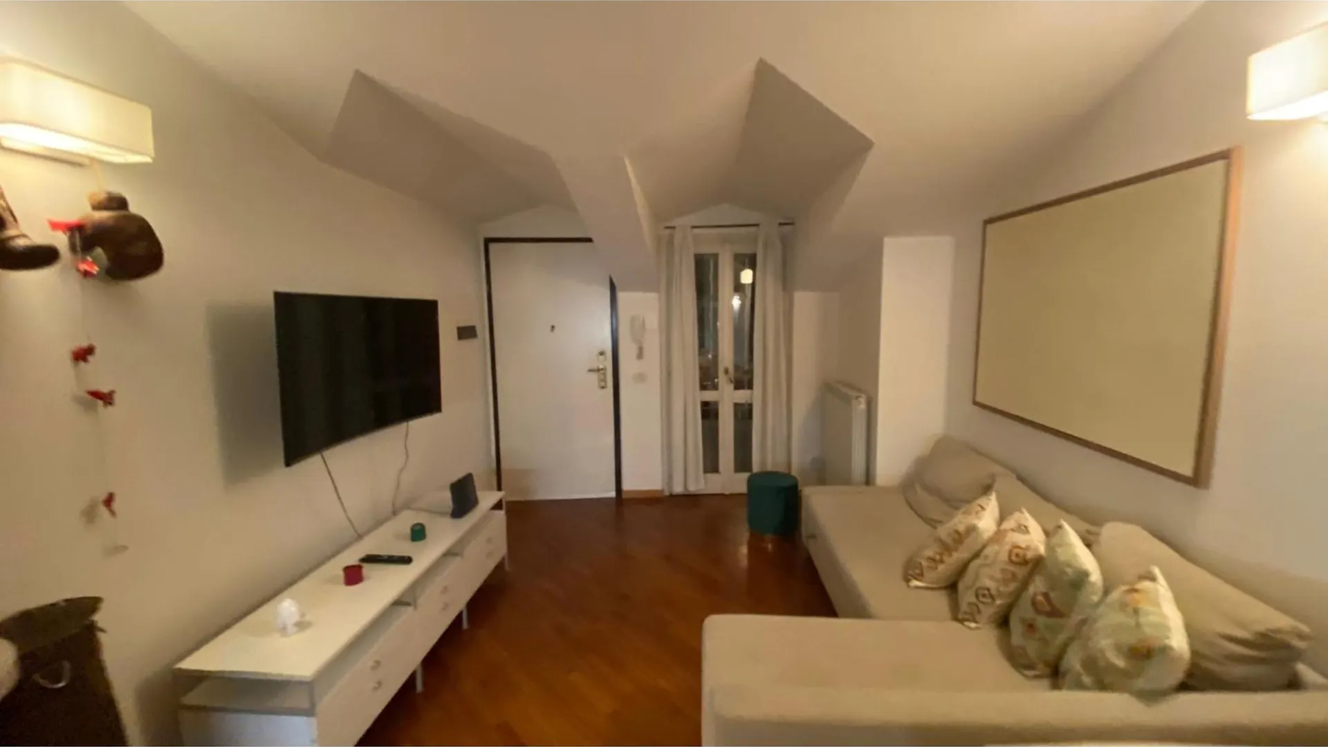Perla Di Nolo - Central Milan - Luxury Sleeps 4 Apartment